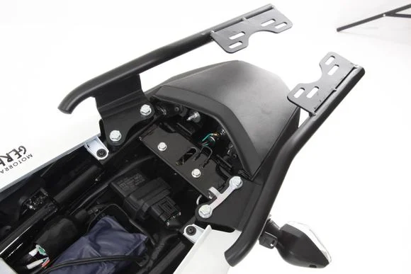 media.motoblouz6-110502